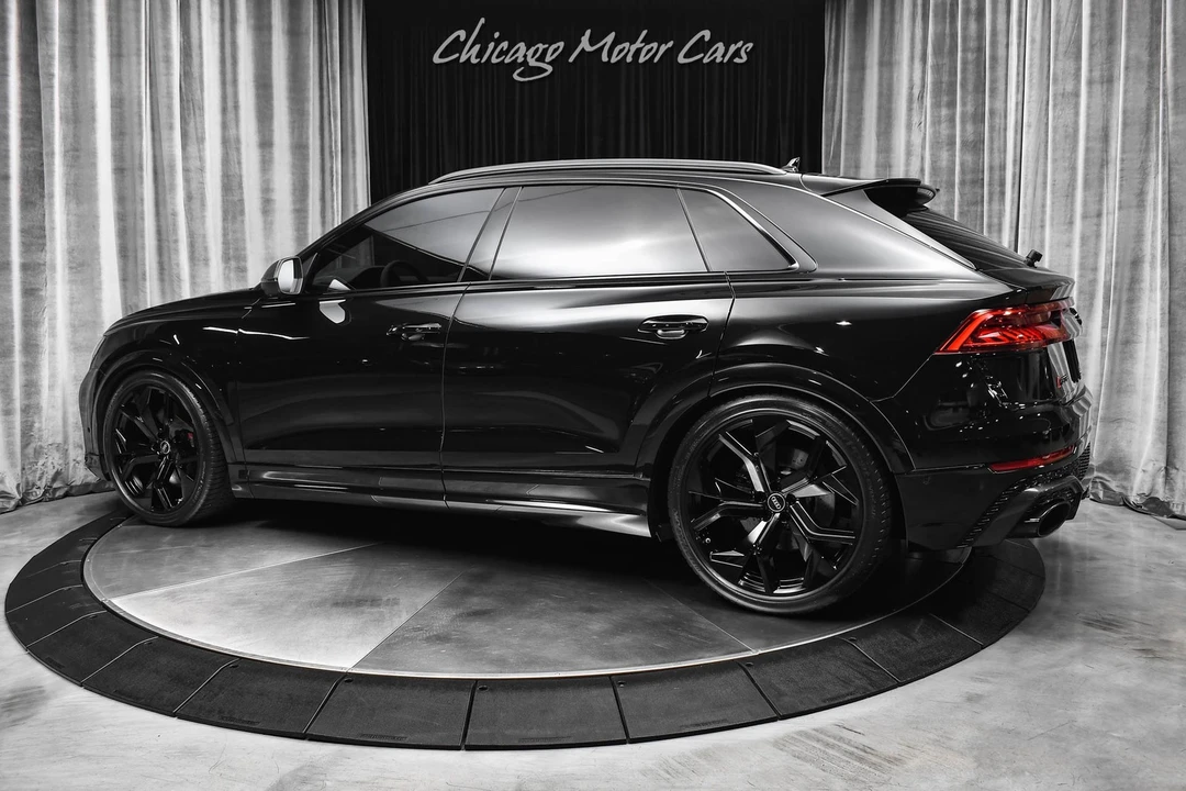 2022 Audi RS Q8 - Image 3 of 12