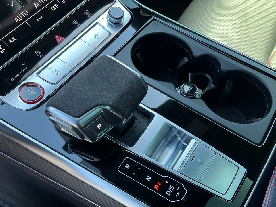2022 Audi RS Q8 - Image 15 of 21