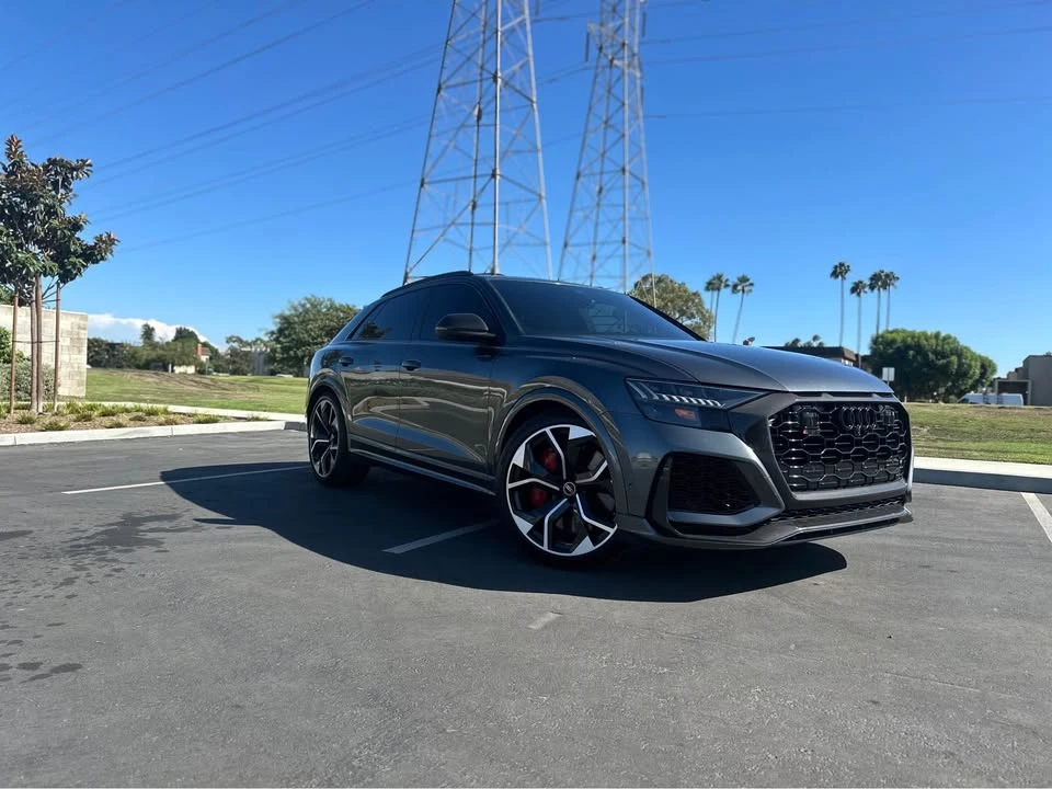 2022 Audi RS Q8 - Image 3 of 8