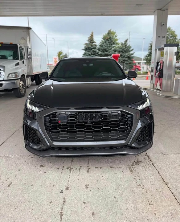 2022 Audi RS Q8 - Image 2 of 8
