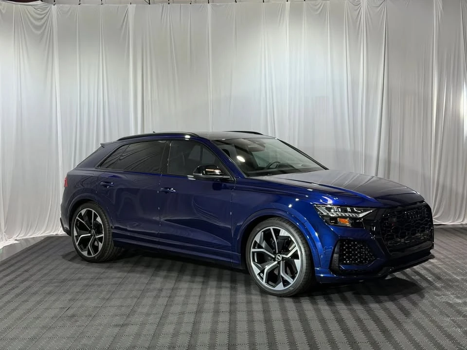 2022 Audi RS Q8 - Image 3 of 3