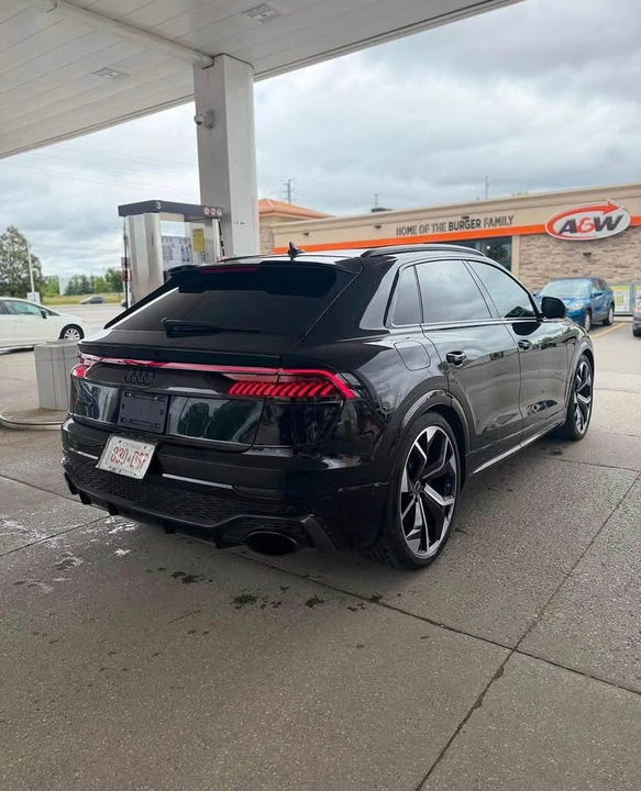 2022 Audi RS Q8 - Image 5 of 8