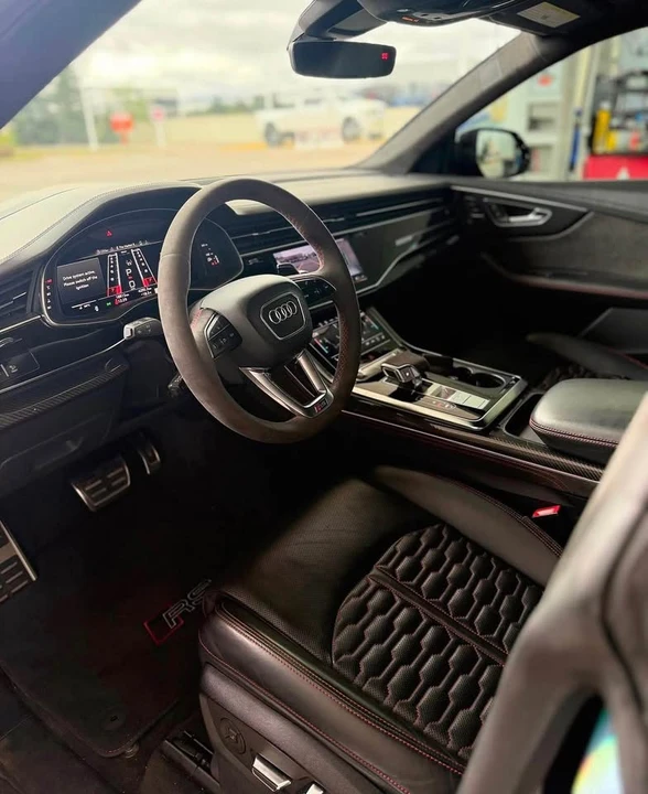 2022 Audi RS Q8 - Image 8 of 8