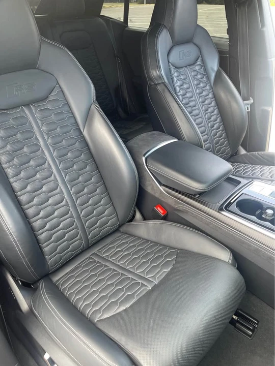 2022 Audi RS Q8 - Image 13 of 20