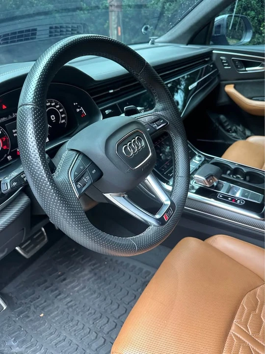 2022 Audi RS Q8 - Image 6 of 9