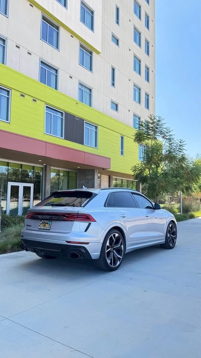 2022 Audi RS Q8 - Image 4 of 16