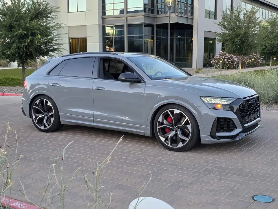 2022 Audi RS Q8 - Image 10 of 11