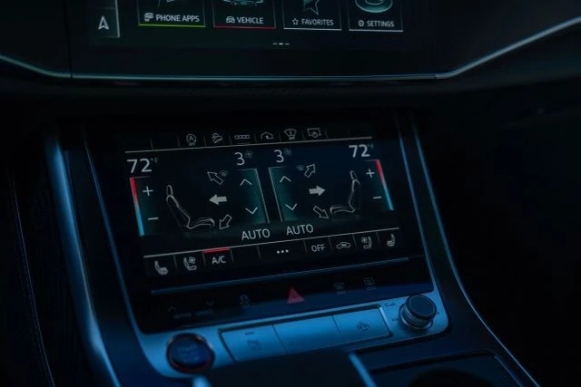 2022 Audi RS Q8 - Image 18 of 18