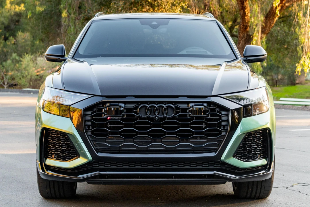 2022 Audi RS Q8 - Image 2 of 31