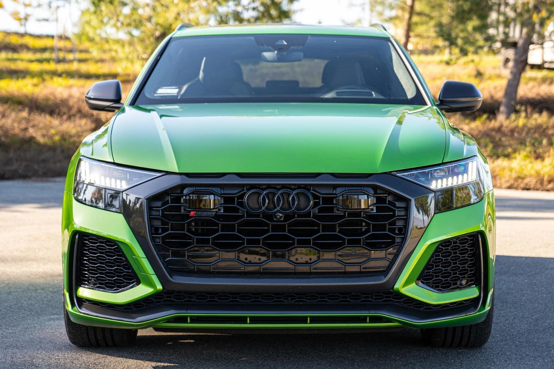 2022 Audi RS Q8 - Image 2 of 31