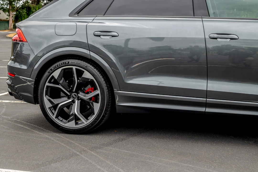 2022 Audi RS Q8 - Image 17 of 31