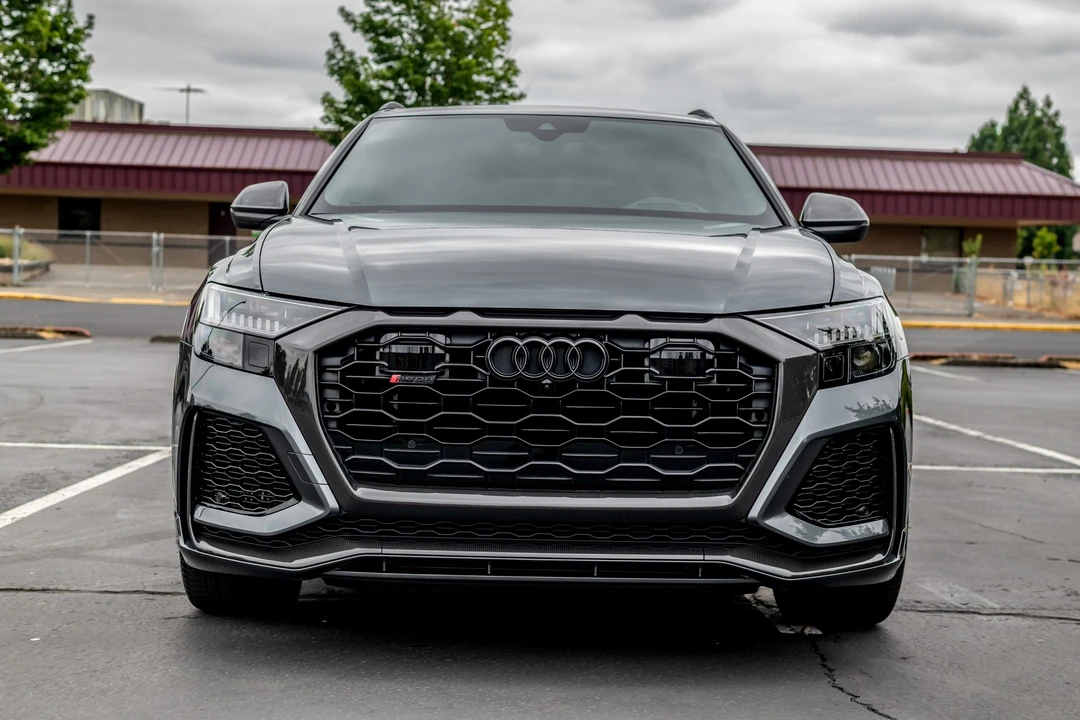 2022 Audi RS Q8 - Image 2 of 31