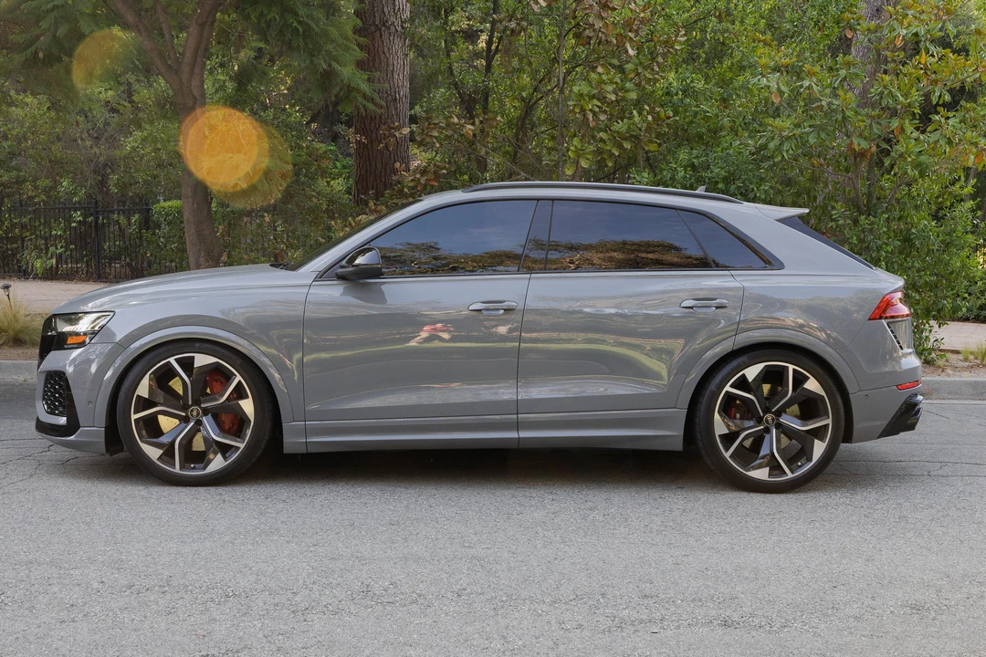 2022 Audi RS Q8 - Image 10 of 31