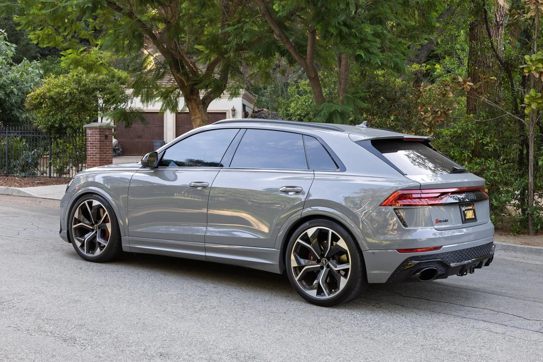 2022 Audi RS Q8 - Image 4 of 31