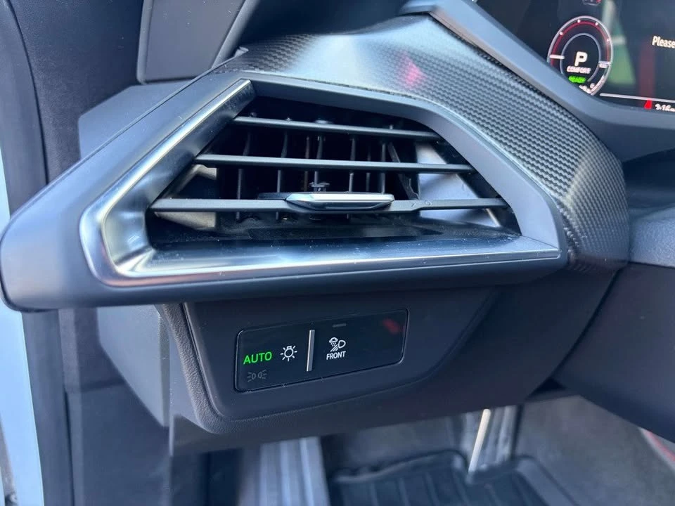 2022 Audi RS e-tron GT - Image 16 of 20