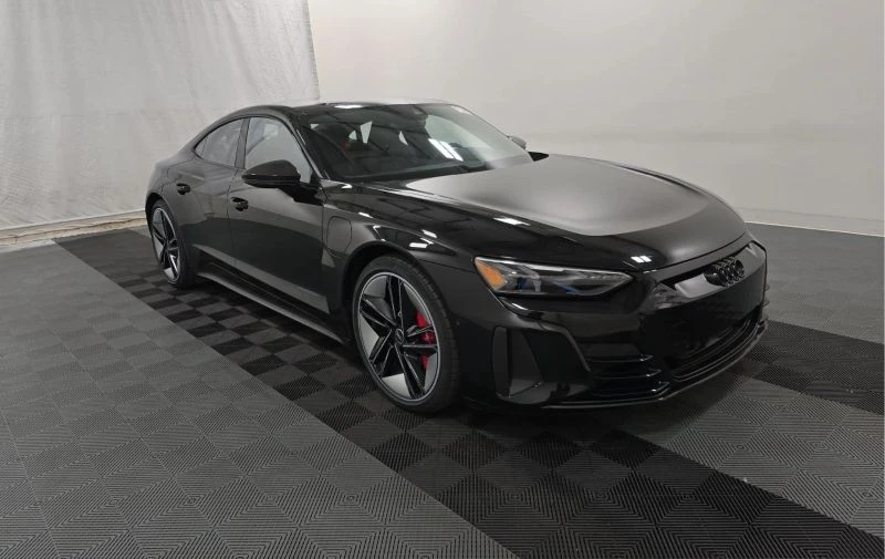 2022 Audi e-tron GT - Image 6 of 12