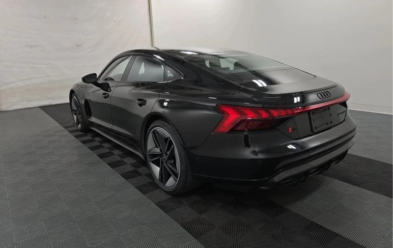 2022 Audi e-tron GT - Image 7 of 12