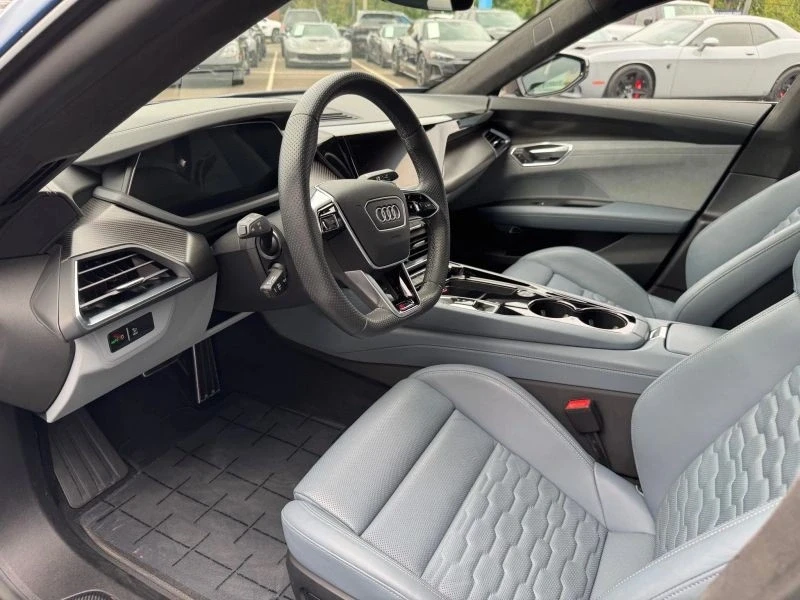 2022 Audi e-tron GT - Image 2 of 12
