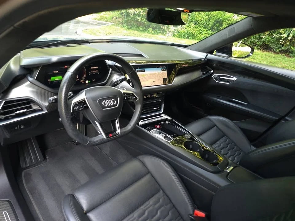 2022 Audi RS e-tron GT - Image 2 of 20