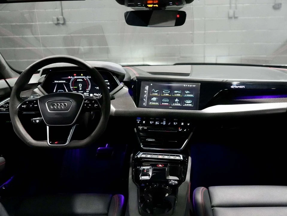 2022 Audi RS e-tron GT - Image 8 of 20