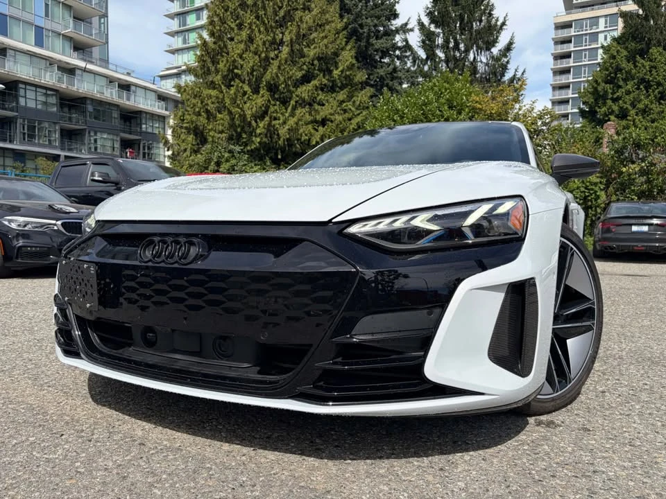 2022 Audi RS e-tron GT - Image 4 of 20