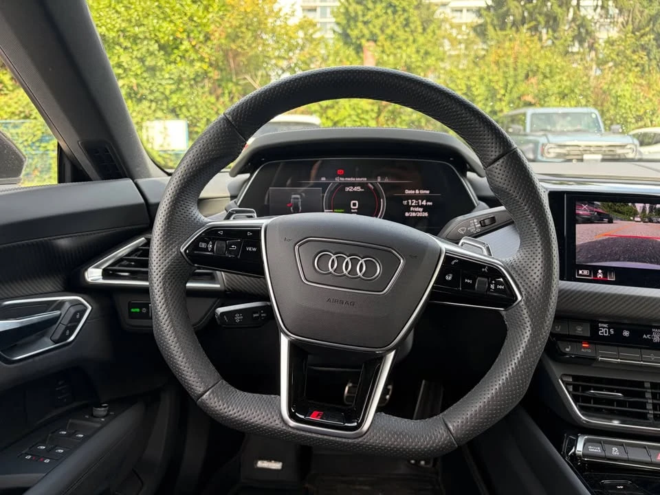 2022 Audi RS e-tron GT - Image 13 of 20