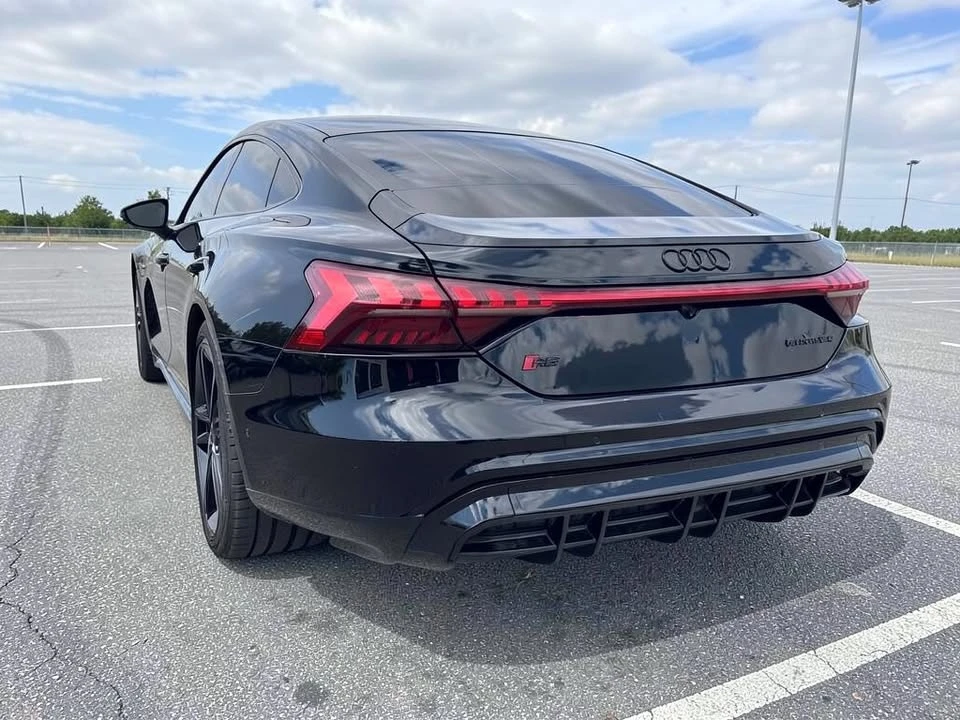 2022 Audi RS e-tron GT - Image 4 of 20