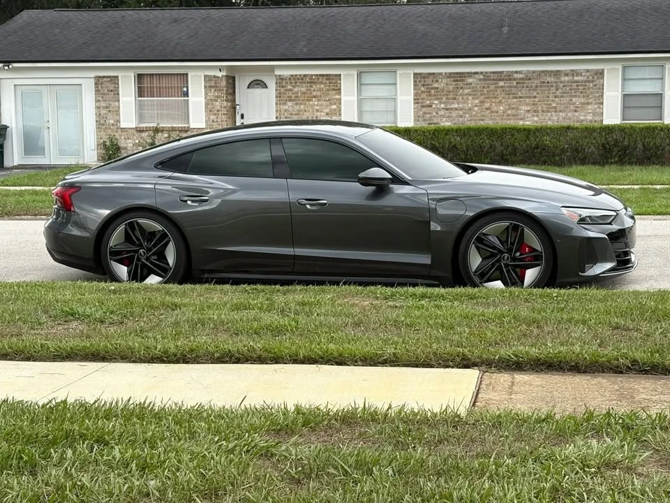 2022 Audi RS e-tron GT - Image 5 of 11