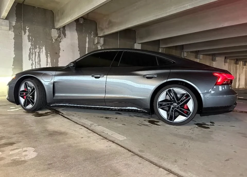 2022 Audi RS e-tron GT - Image 11 of 11