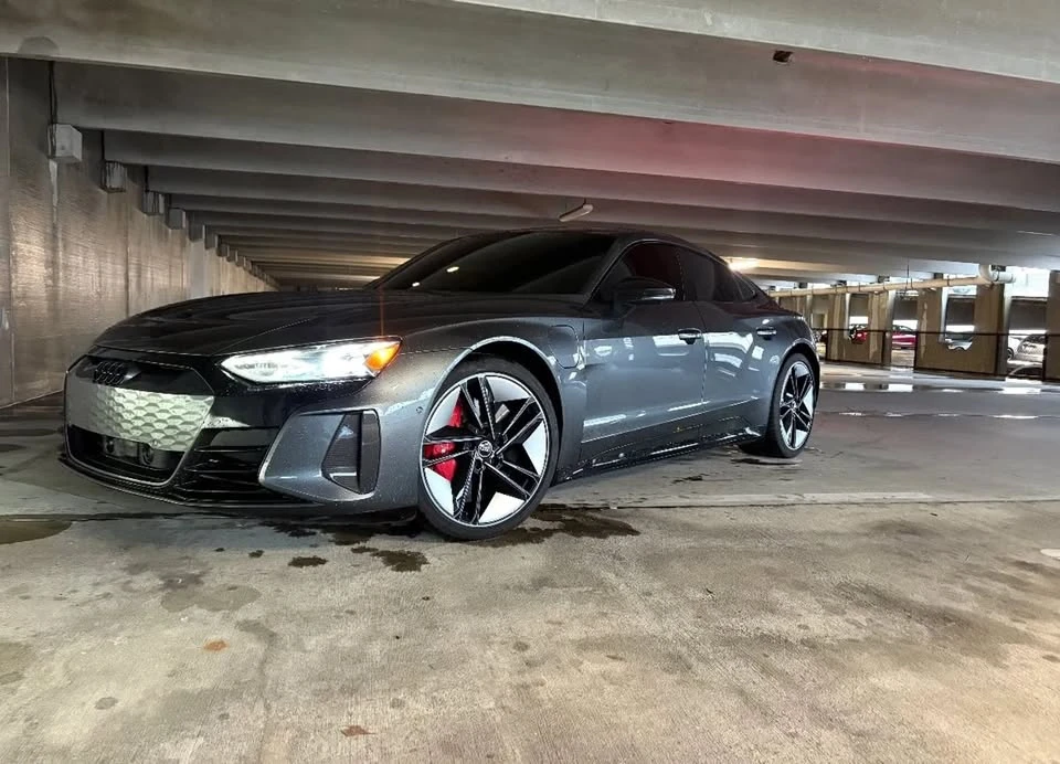 2022 Audi RS e-tron GT - Image 3 of 11