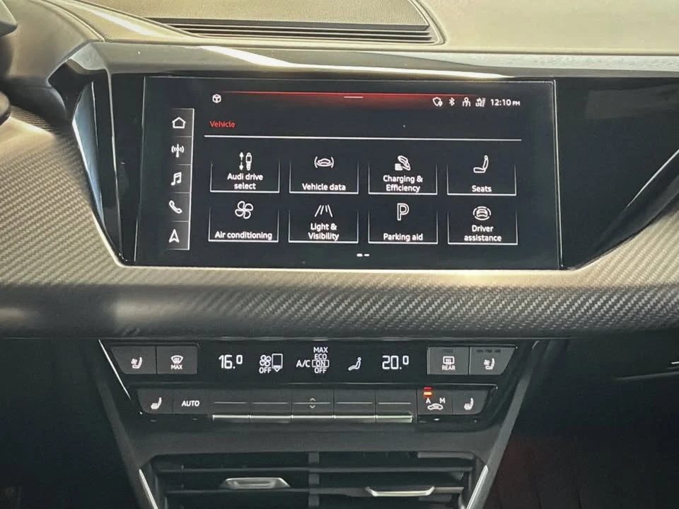 2022 Audi RS e-tron GT - Image 15 of 18