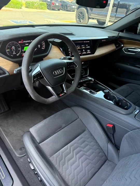2022 Audi RS e-tron GT - Image 3 of 20