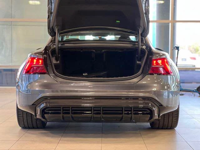 2022 Audi RS e-tron GT - Image 10 of 20
