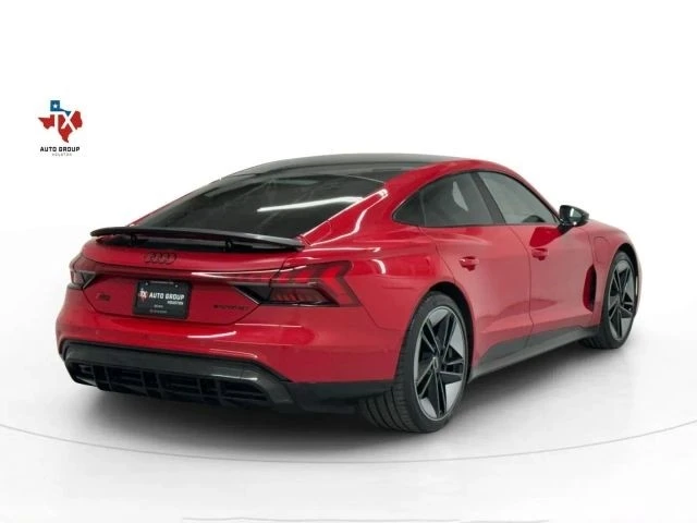 2022 Audi e-tron GT - Image 8 of 21
