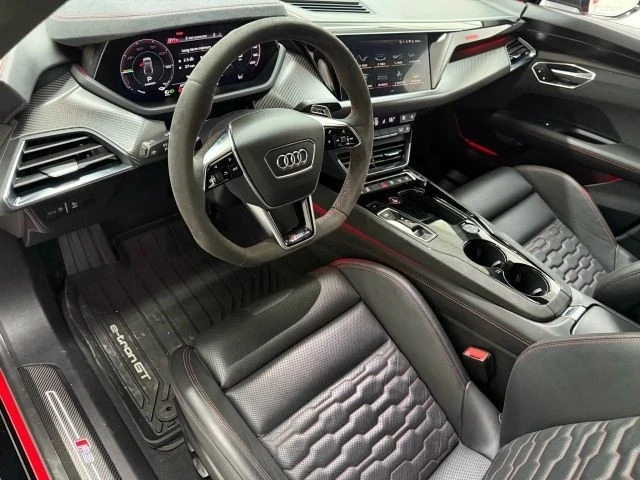 2022 Audi e-tron GT - Image 10 of 21