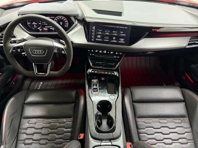 2022 Audi e-tron GT - Image 2 of 12