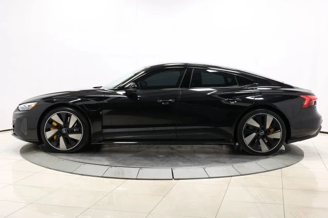 2022 Audi e-tron GT - Image 9 of 21