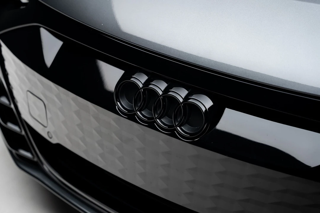 2022 Audi e-tron GT - Image 13 of 21