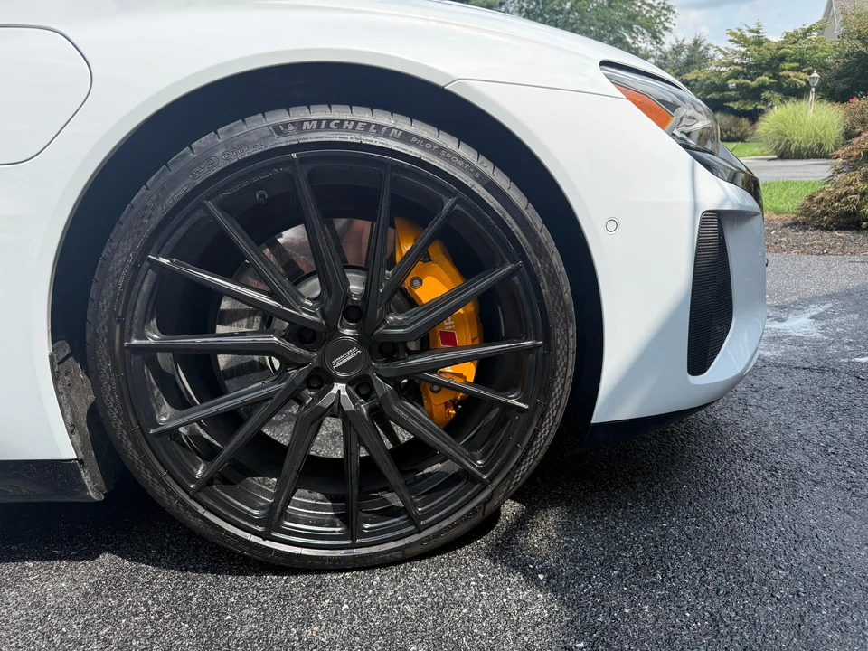 2022 Audi RS e-tron GT - Image 19 of 31