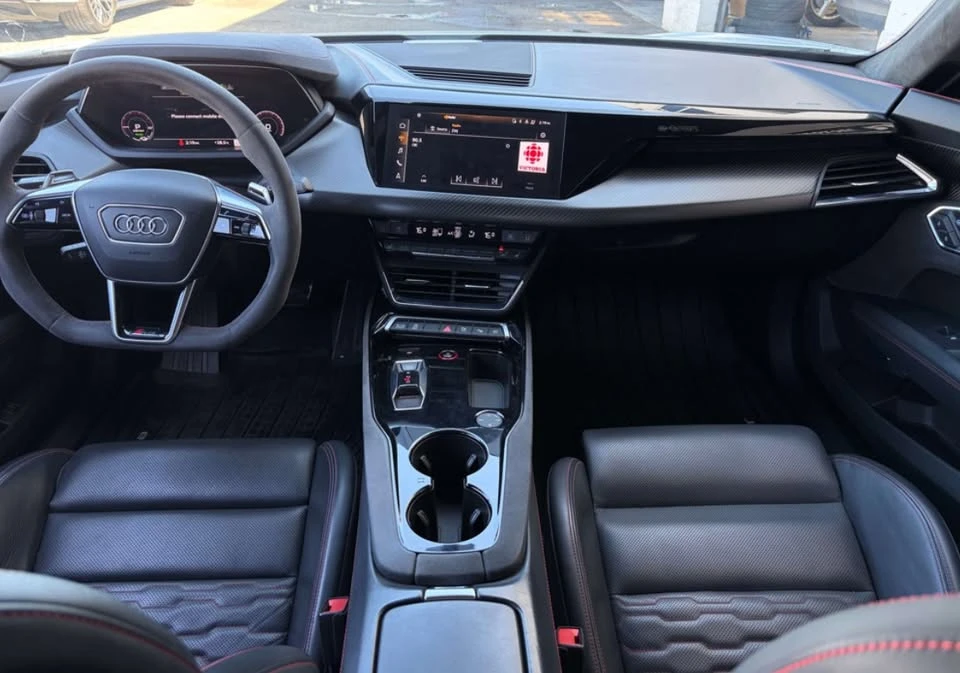 2022 Audi RS e-tron GT - Image 10 of 15