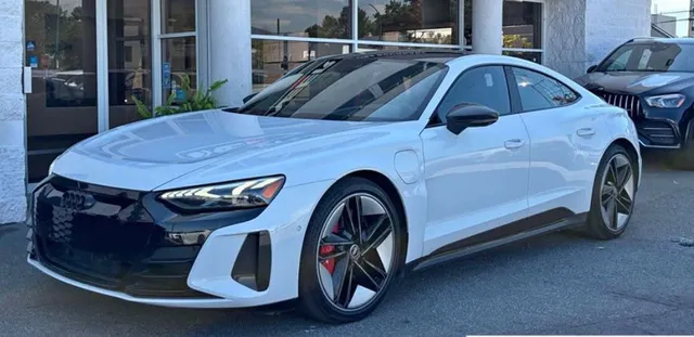 2022 Audi RS e-tron GT quattro