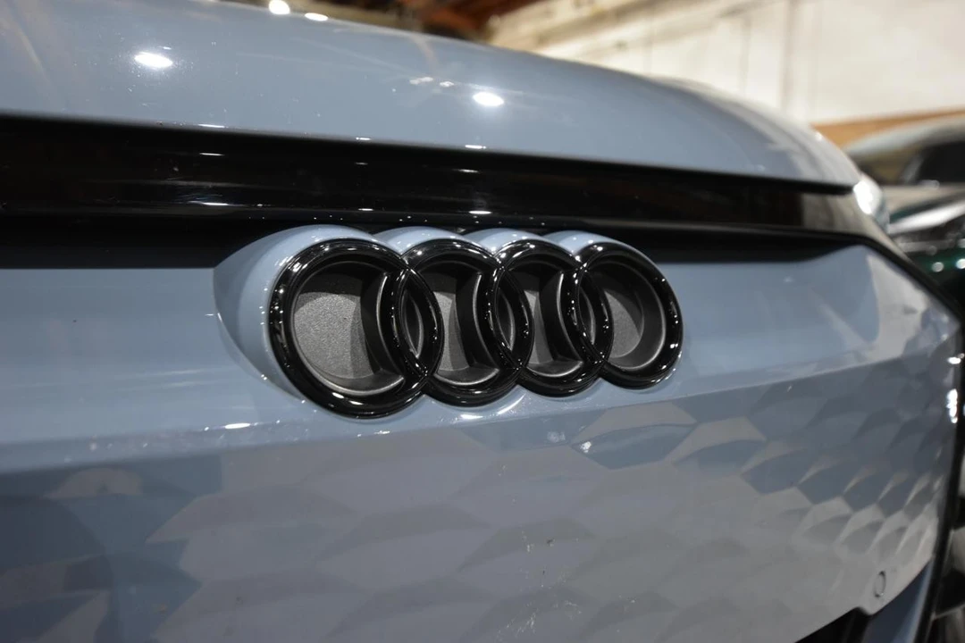 2022 Audi e-tron GT - Image 3 of 12
