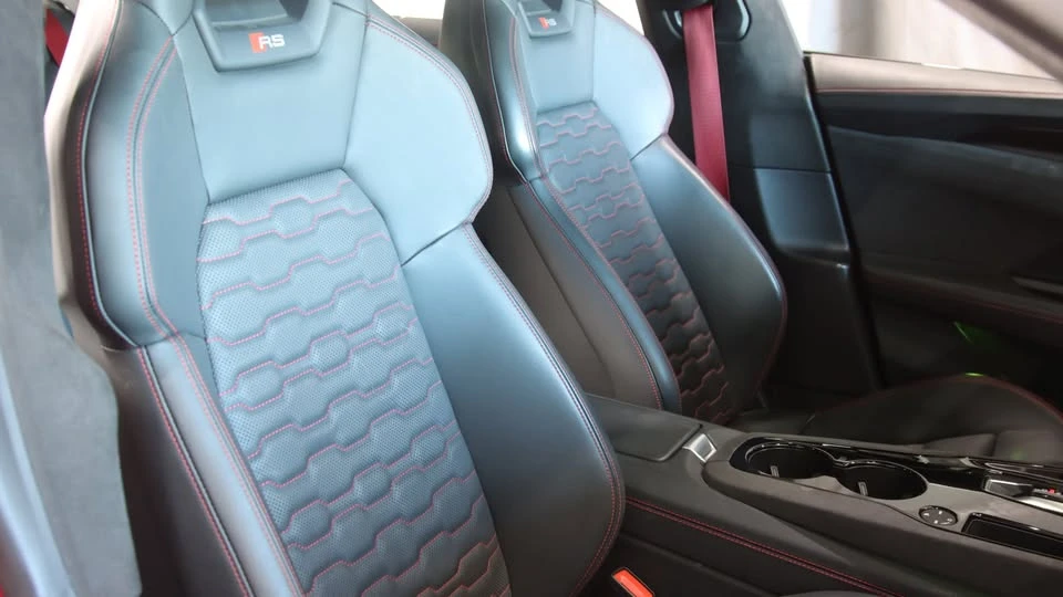 2022 Audi RS e-tron GT - Image 16 of 18