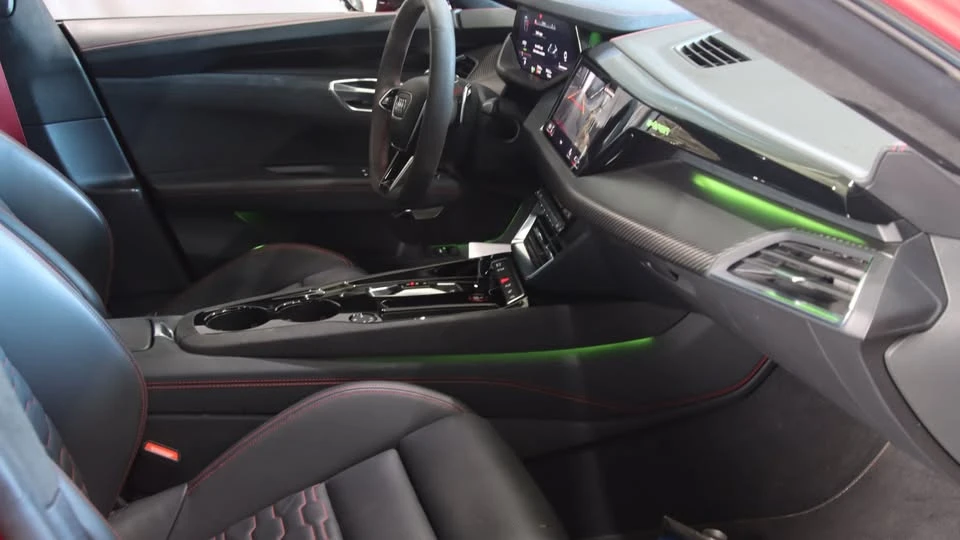 2022 Audi RS e-tron GT - Image 17 of 18