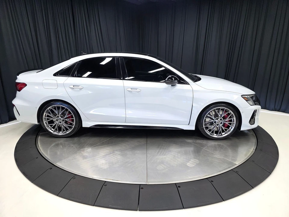 2022 Audi 8Y RS3 - Image 12 of 21