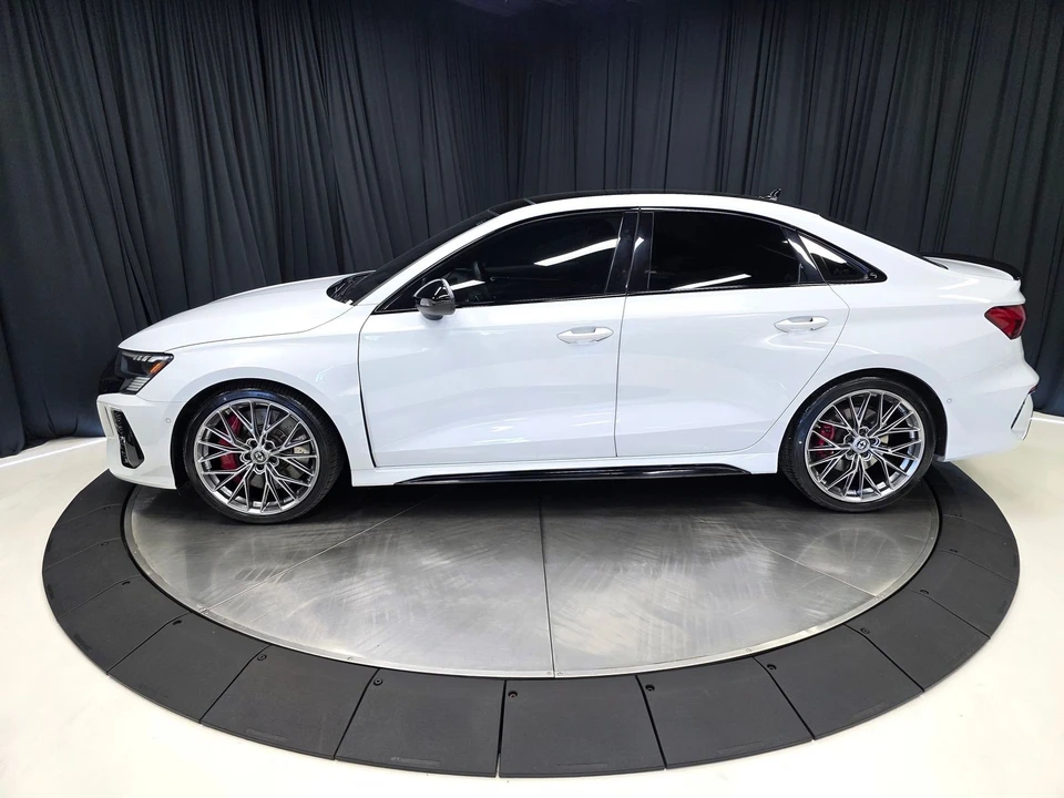 2022 Audi 8Y RS3 - Image 8 of 21