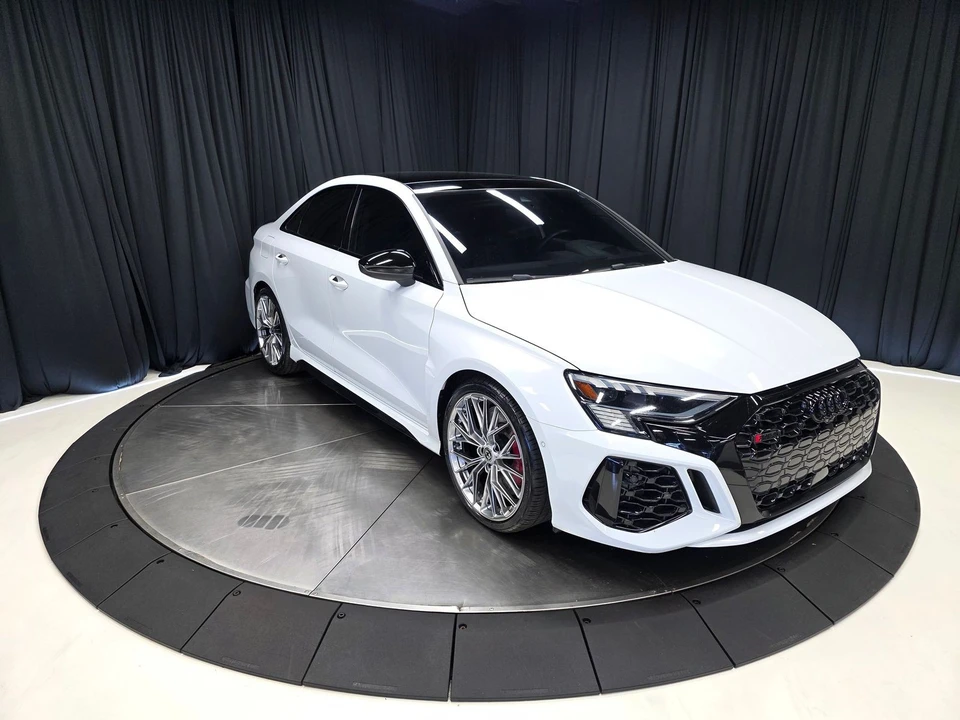 2022 Audi 8Y RS3 - Image 4 of 21