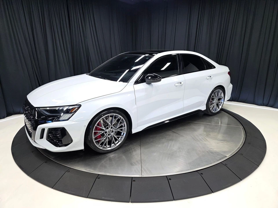 2022 Audi 8Y RS3 - Image 7 of 21