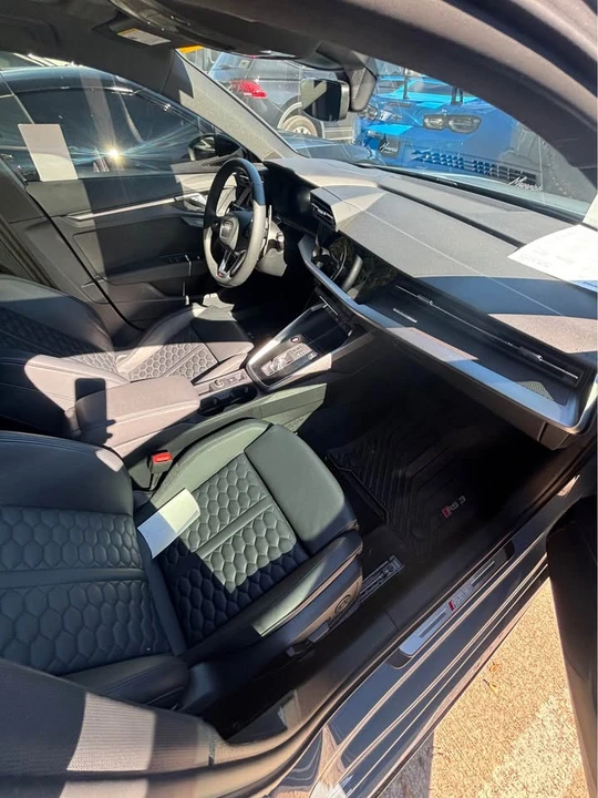 2022 Audi 8Y RS3 - Image 3 of 4