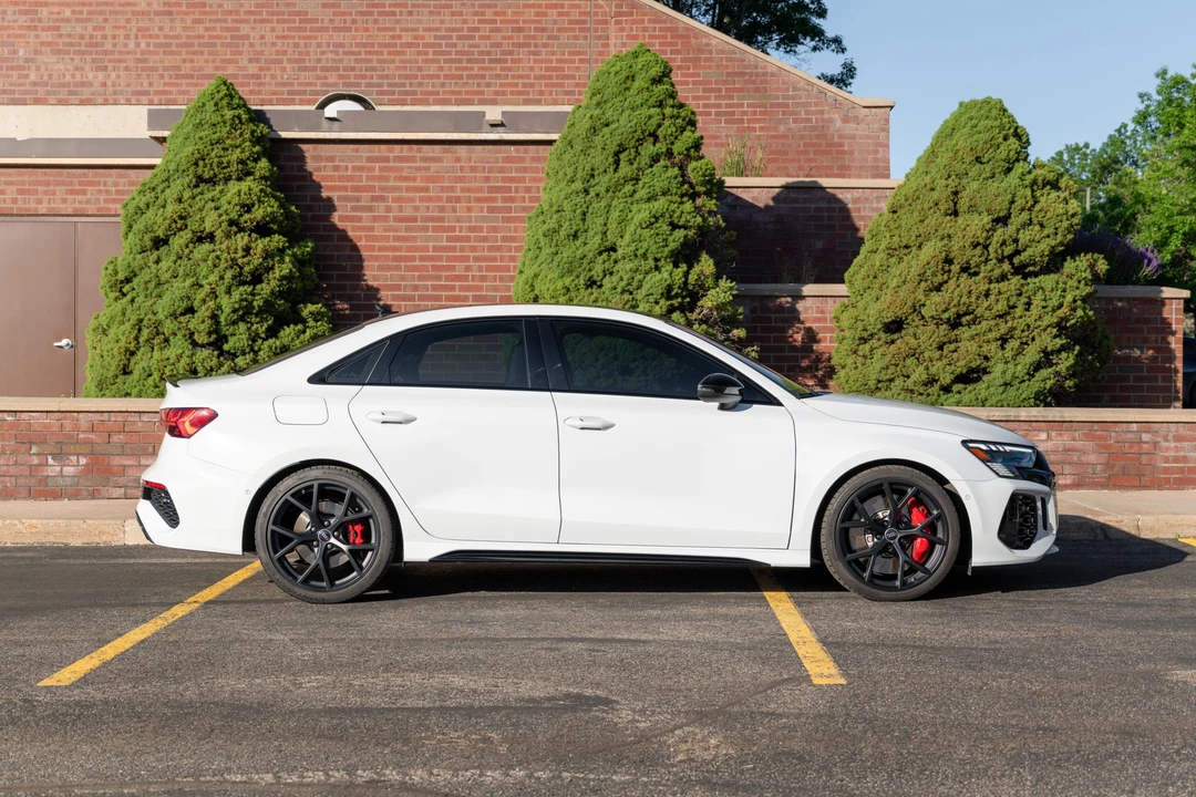 2022 Audi 8Y RS3 - Image 8 of 31